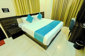 Standard Double Room | Free WiFi, wheelchair access