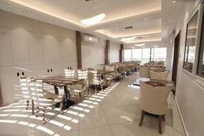 Dining - Time Square Inn (Erattupetta)