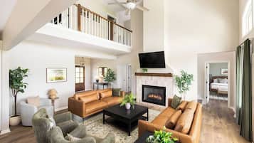 Smart TV, fireplace, offices