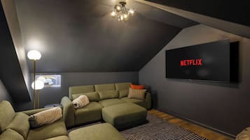 Smart-TV, peis og kontorer