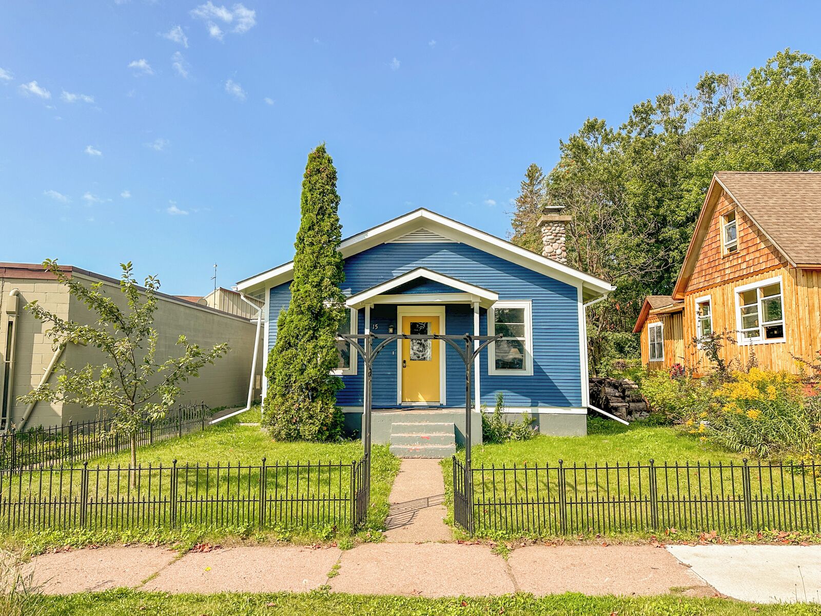 Grand Marais Retreat is a bright and airy home with three bedrooms located only a block from beautiful downtown Grand Marais, Minnesota.