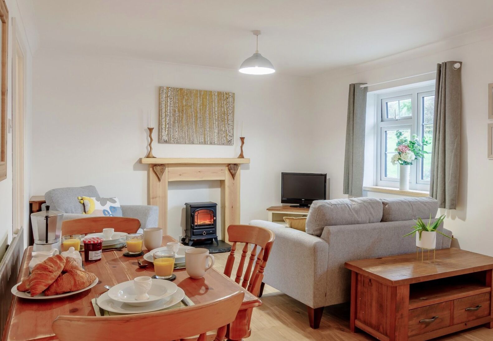 Cottage living room 