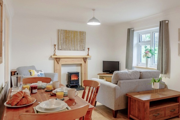 Cottage living room