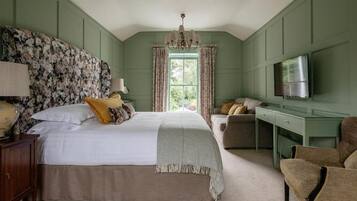 Junior Suite, Garden View | Iron/ironing board, free WiFi