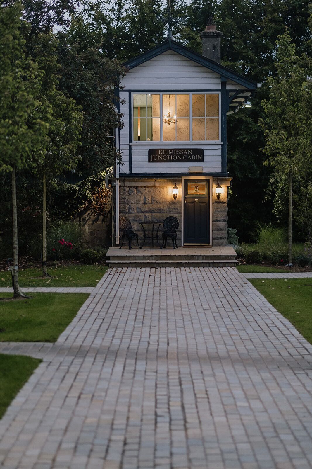 Deluxe Cabin, Courtyard View, Courtyard Area | Iron/ironing board, free WiFi