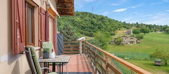 Apartment "Limone" with Mountain View, Shared Garden and Wi-Fi