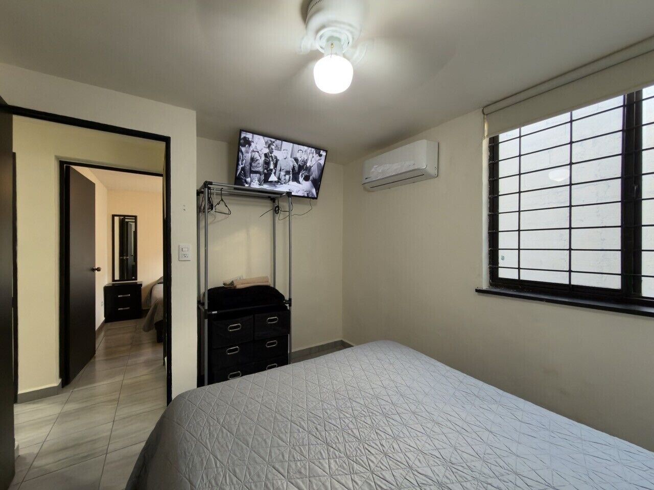 Iron/ironing board, WiFi, bed sheets