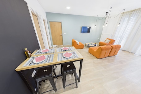 Classic Studio | Interior. Kley Paris Courbevoie