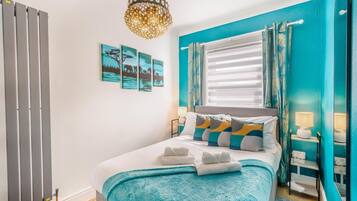 4 bedrooms, iron/ironing board, travel cot, free WiFi