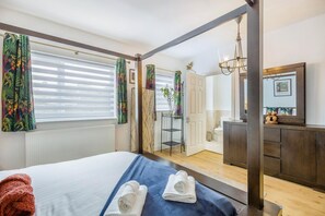 Room - 5 Bed in Kidwelly (oc-d39069) (Kidwelly)