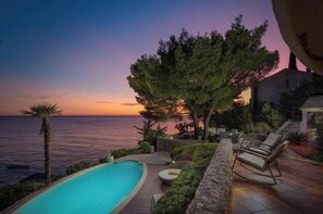 Pool - Villa Valla (Primošten)