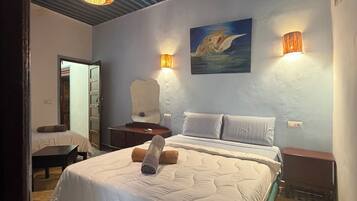 Deluxe-Suite | Schallisolierte Zimmer, Bügeleisen/Bügelbrett, kostenloses WLAN