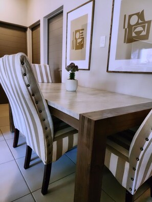 Dining - Ibunami Stays -Your home away from Home (Midrand)
