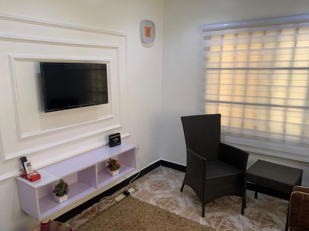 Apartament Comfort, balcó, vistes a la ciutat | Interior