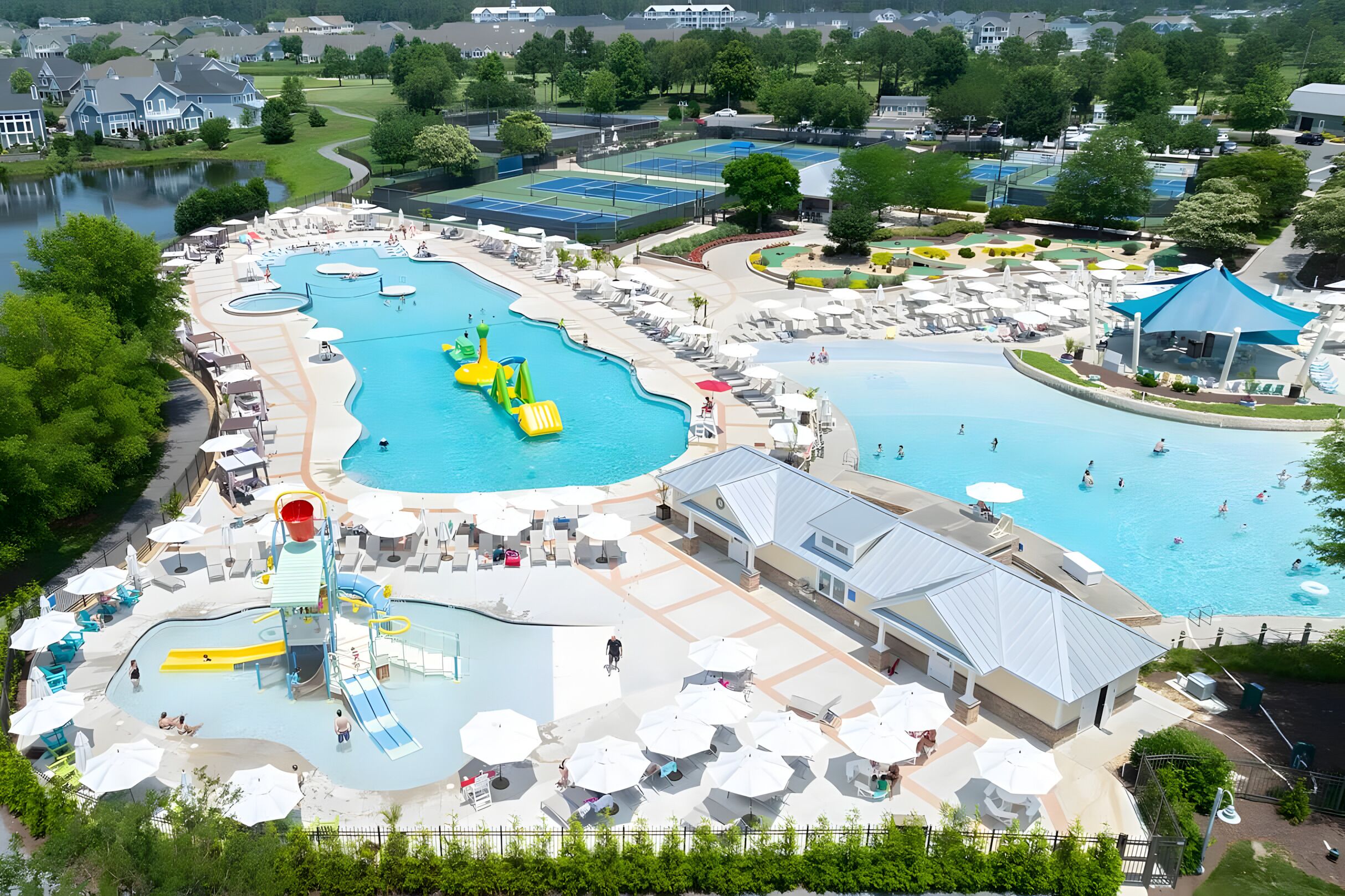 Innenpool, Außenpool