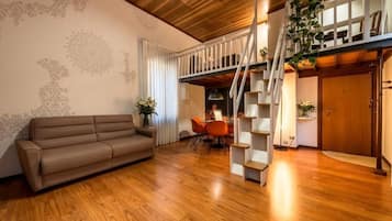 Apartment, Multiple Beds, Balcony | Living area