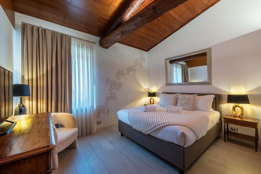 公寓, 陽台, 城市景觀 | 客房內保險箱、遮光布/窗簾、熨斗/熨衣板、免費無線上網