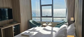 Sea Gull Hotel