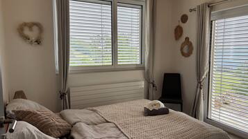 5 chambres, lit parapluie, Wi-Fi gratuit, draps fournis
