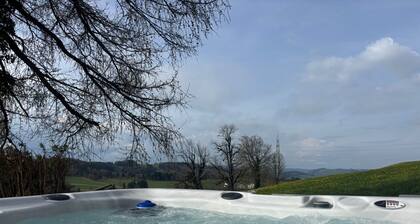 Maison chez Louis in the heart of nature