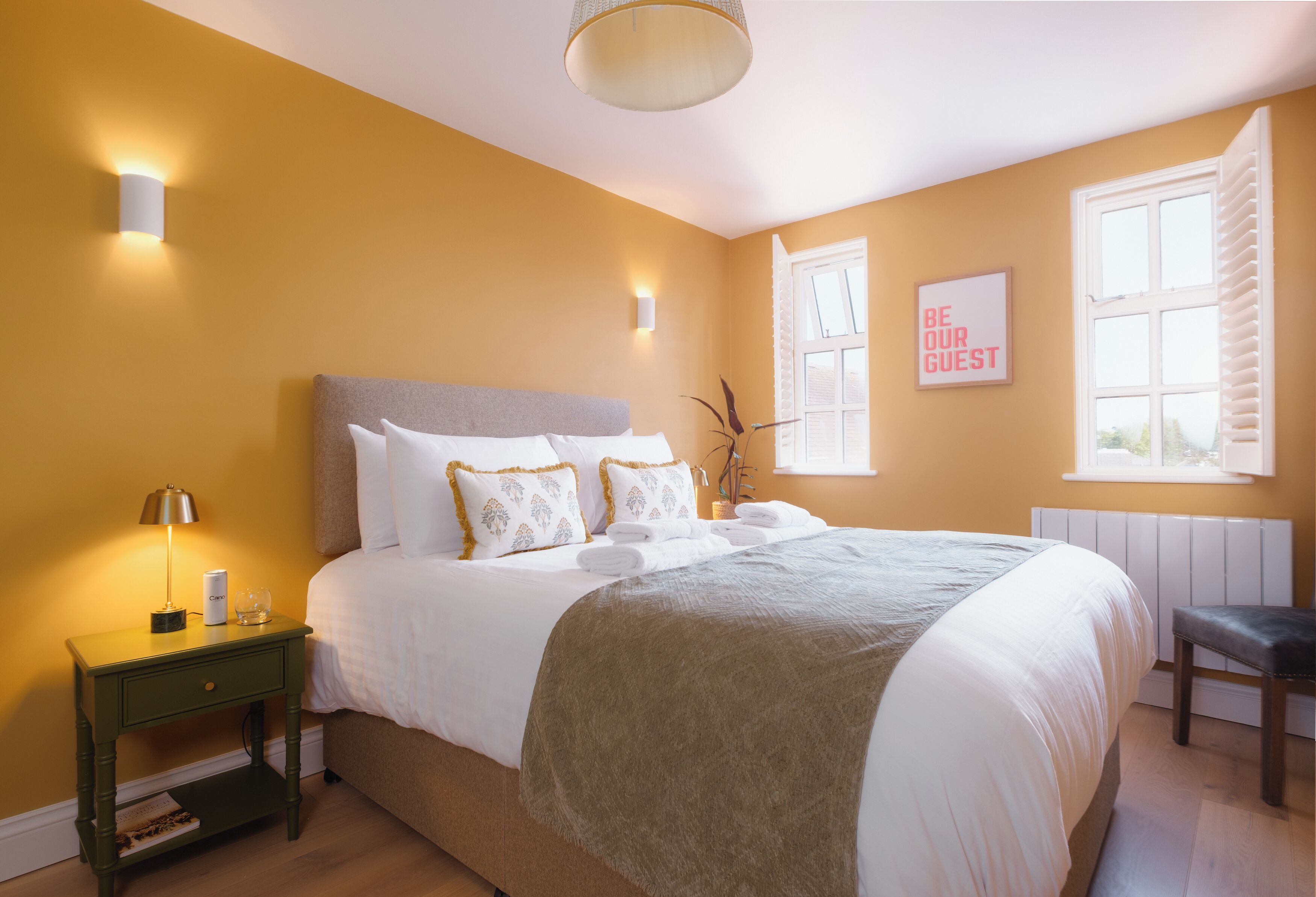 Habitación doble clásica, 1 cama King size | Tabla de planchar con plancha y wifi gratis 