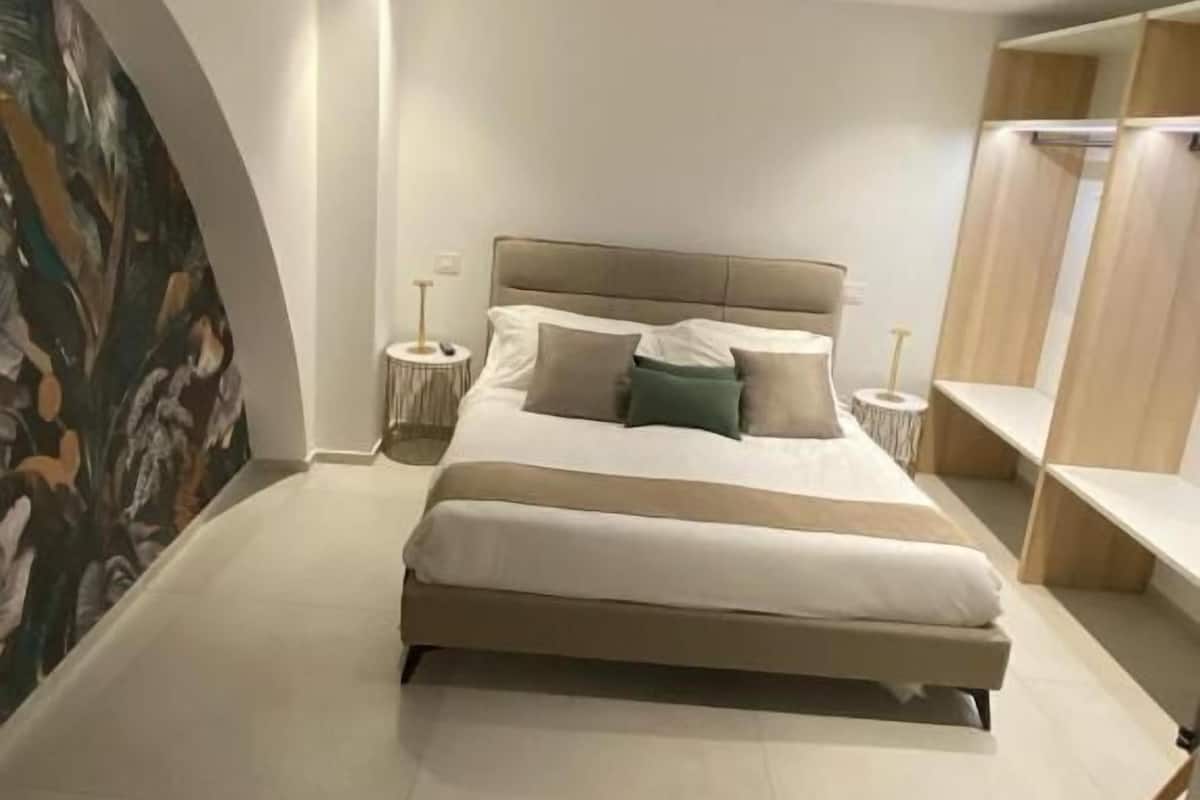 Quadruple Room | In-room safe, WiFi (free)