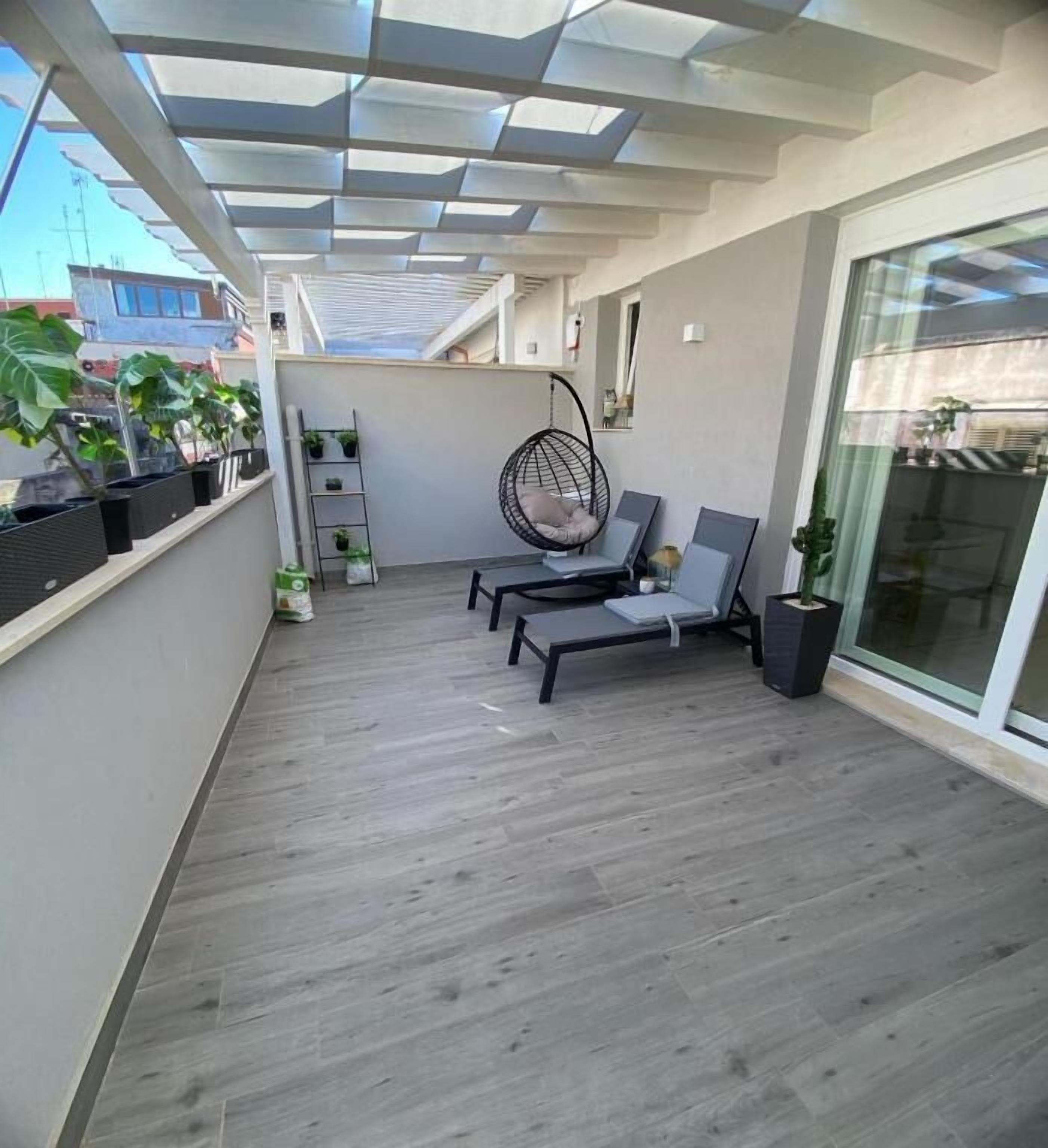 Chambre Double Deluxe, vue ville | Terrasse/Patio