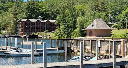 Spacious Lakes Region Retreat : Hot Tub, Game Room, EV charger & Sleeps 10