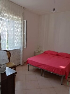 Apartment, Balcony, Garden View | Langsir/tirai gelap terus, Wi-fi percuma 