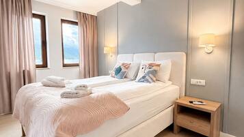 1 slaapkamer, een strijkplank/strijkijzer, reisbedje, gratis wifi