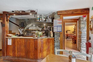 Bar (a l'allotjament)