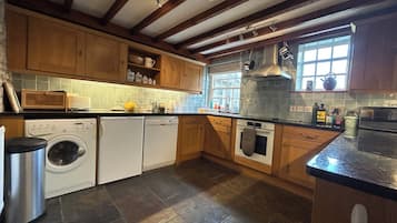 Dishwasher, cookware/dishes/utensils