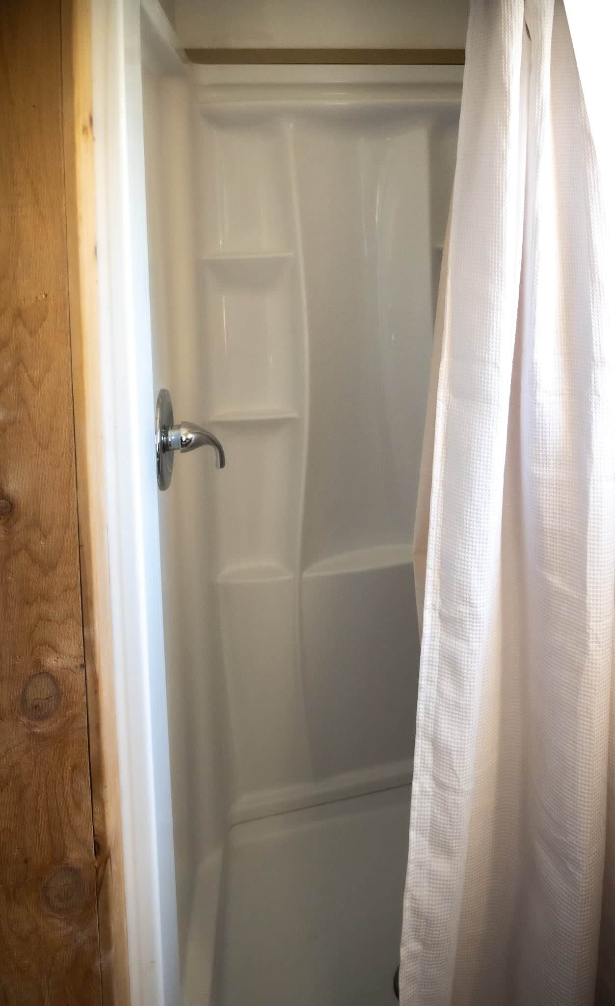 Shower, towels