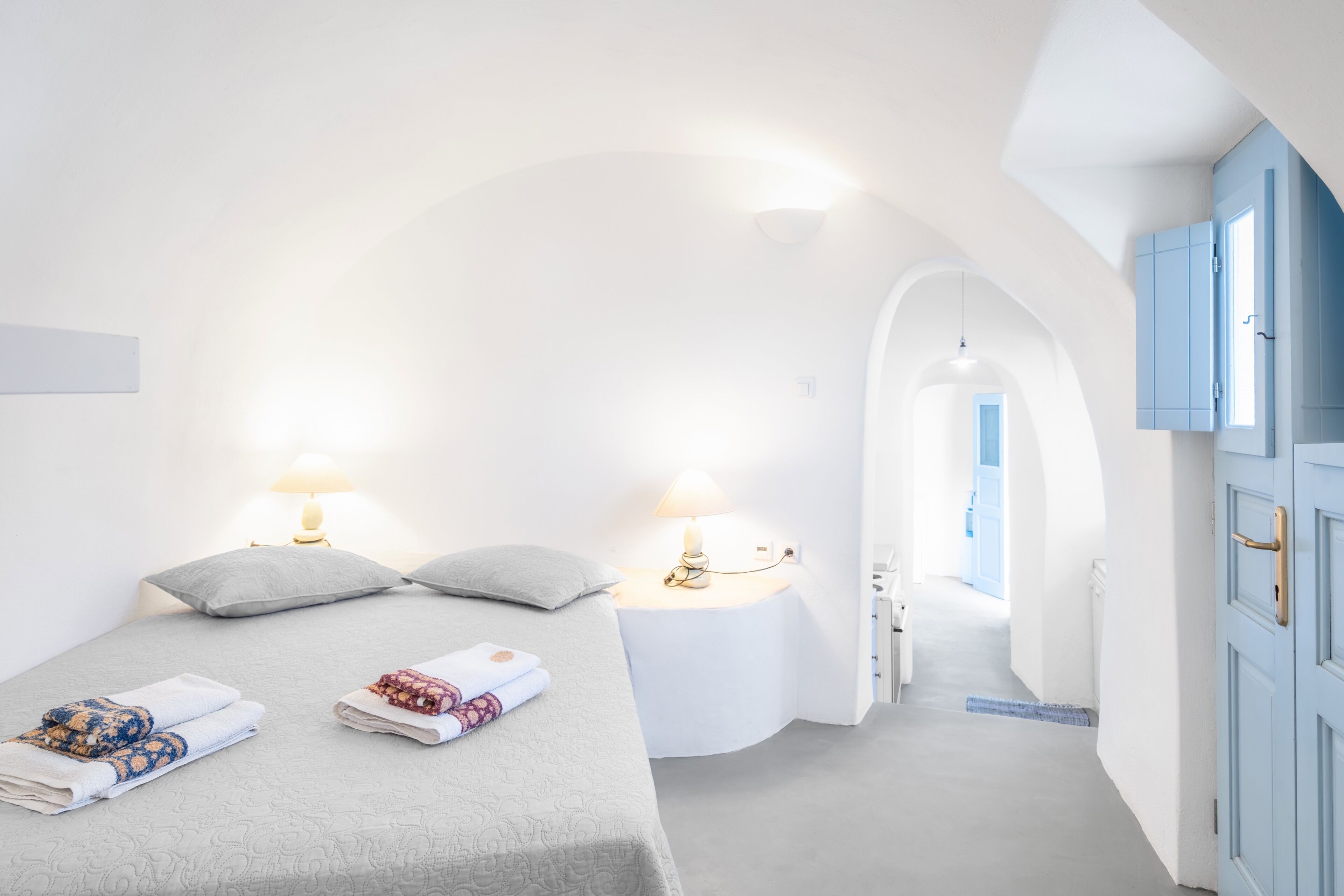1 bedroom, internet, bed sheets