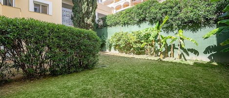 Apartment (3 Bedrooms) | Blick auf den Garten