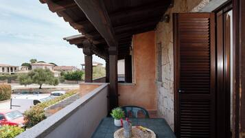 Apartment, 1 Bedroom | Terrace/patio