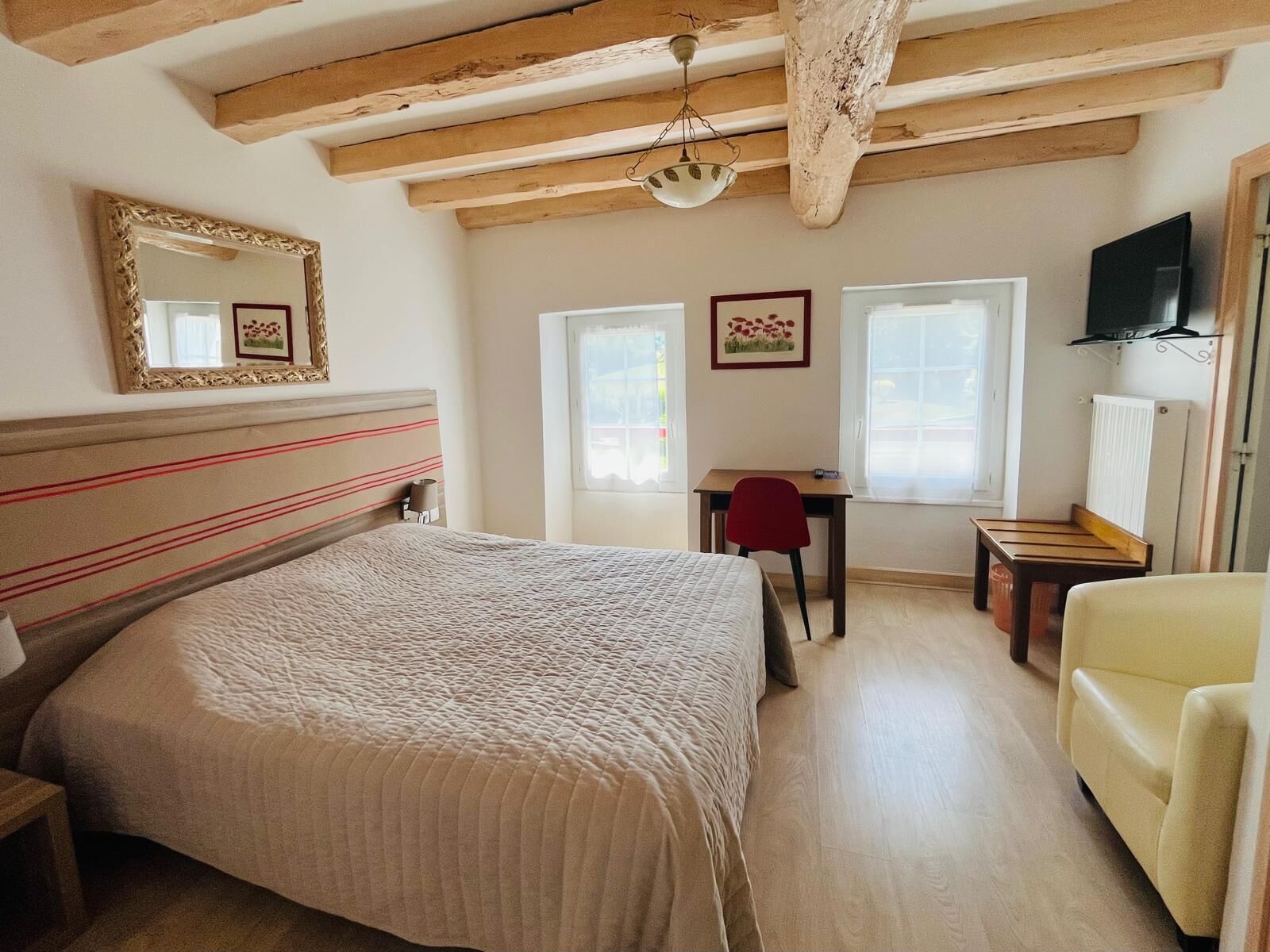 Family Quadruple Room | Free WiFi, bed sheets