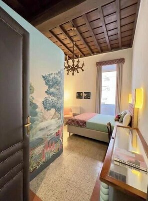 Room - Vrbo Property (Roma)