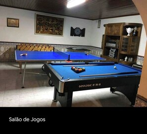 Spielezimmer