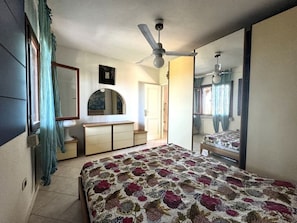 Room - Vacation House Bellavista - Budoni - Muriscuvò (budoni)