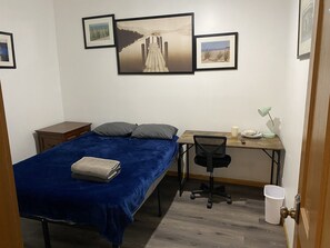 Room - Private Room Healthcare Pros Welcome 15 Min to Downtown (Chicago)