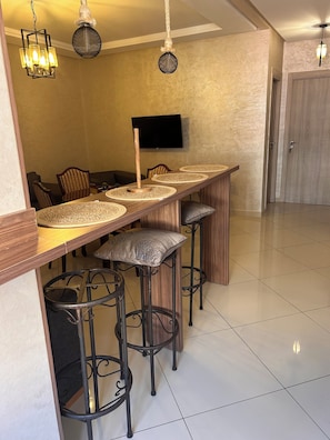 Dining - Delightful 2-bedroom apartment with AC in vibrant Marrakesh (Marrakesh)