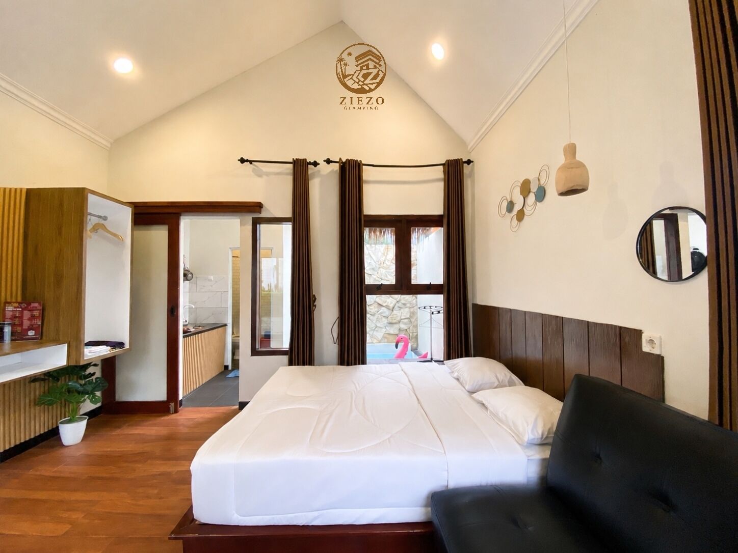 Kamar Standar | Tirai kedap cahaya dan Wi-Fi gratis