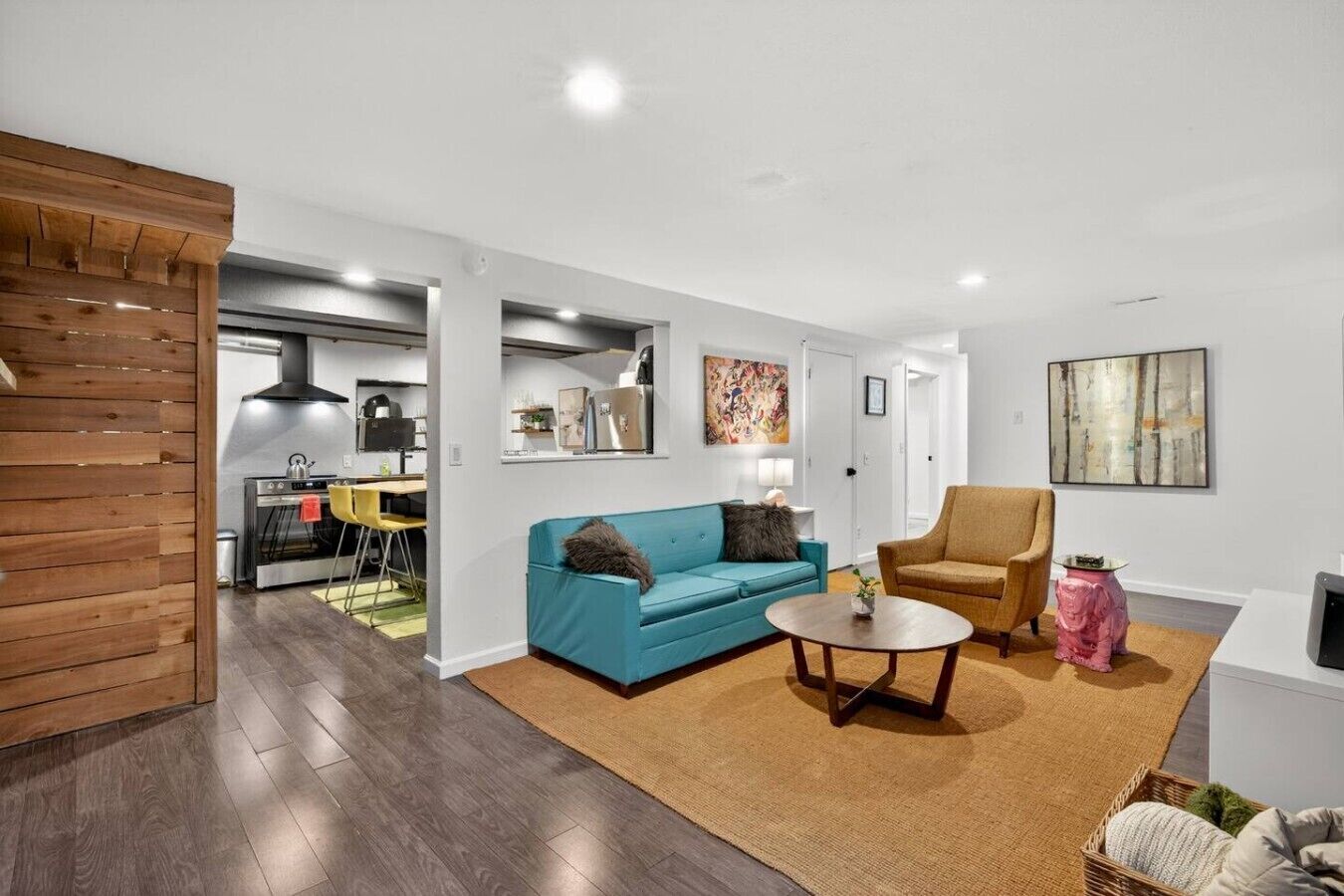 TV, fireplace, stereo