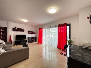 Fernseher