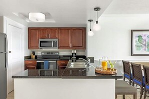 Private kitchen - 2 bedroom Villa in charming St Thomas with beautiful oceanviews (St Thomas)