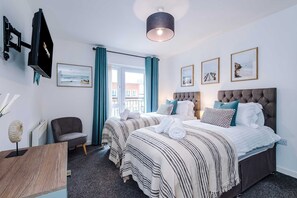 House | 2 bedrooms, Internet - Centrally Located Flat off Formby High Street (Liverpool)