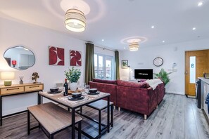Rumah | 2 kamar tidur dan internet