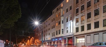 Hotel Ambassador