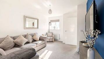 House | 2 bedrooms, high-speed internet